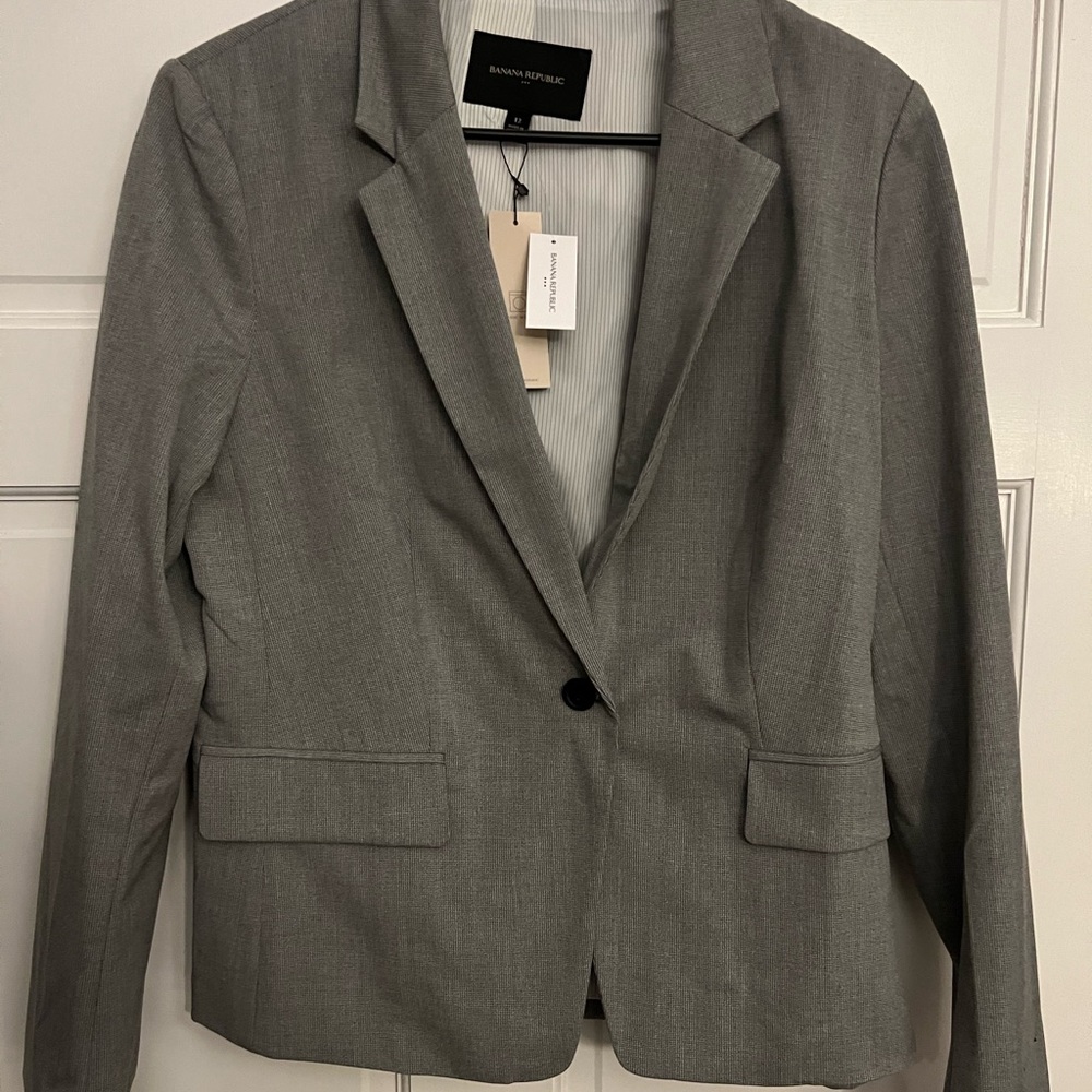 NWT Banana Republic Outlet Women's Gray Blazer, size 12